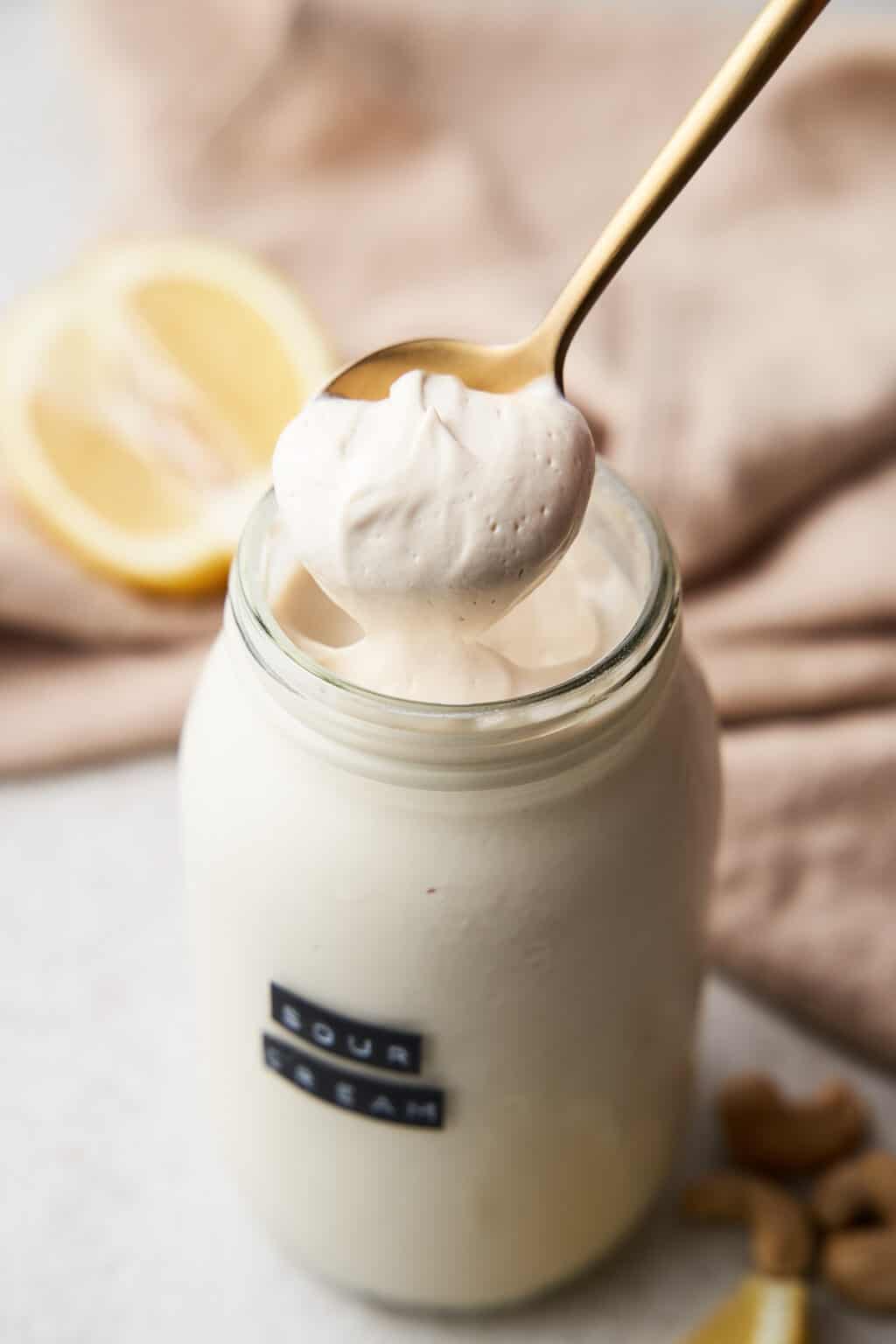 Easy DairyFree Sour Cream (3 Ingredients)