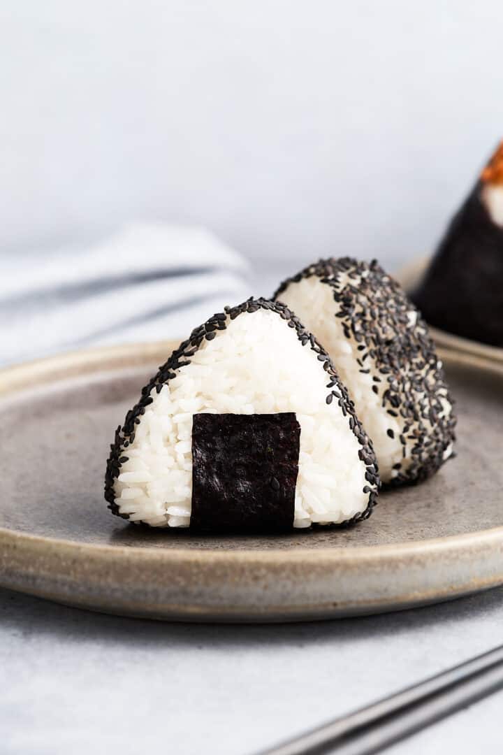 Quick & Easy Onigiri (3 Ingredients)