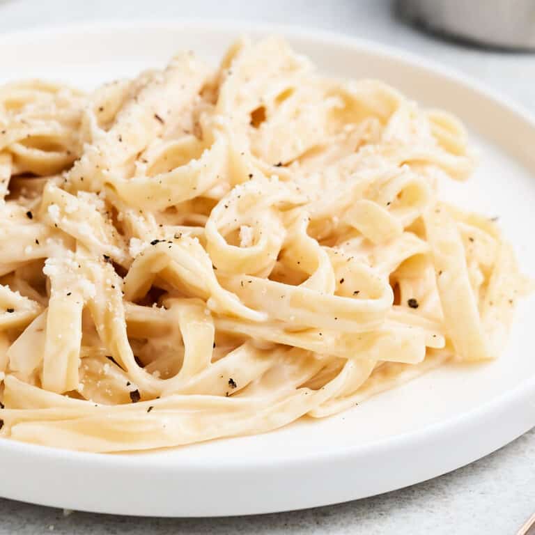 Best Ever Vegan Alfredo Sauce