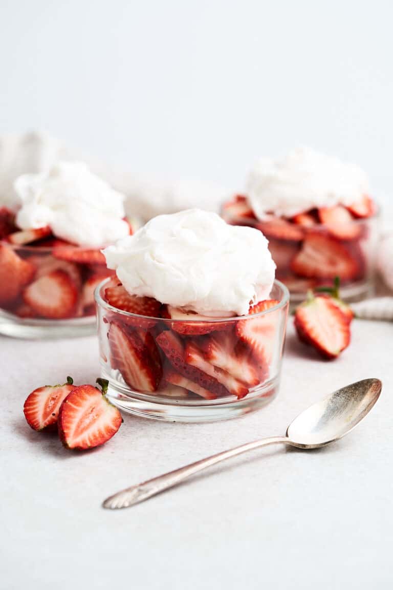 Easy Vegan Whipped Cream