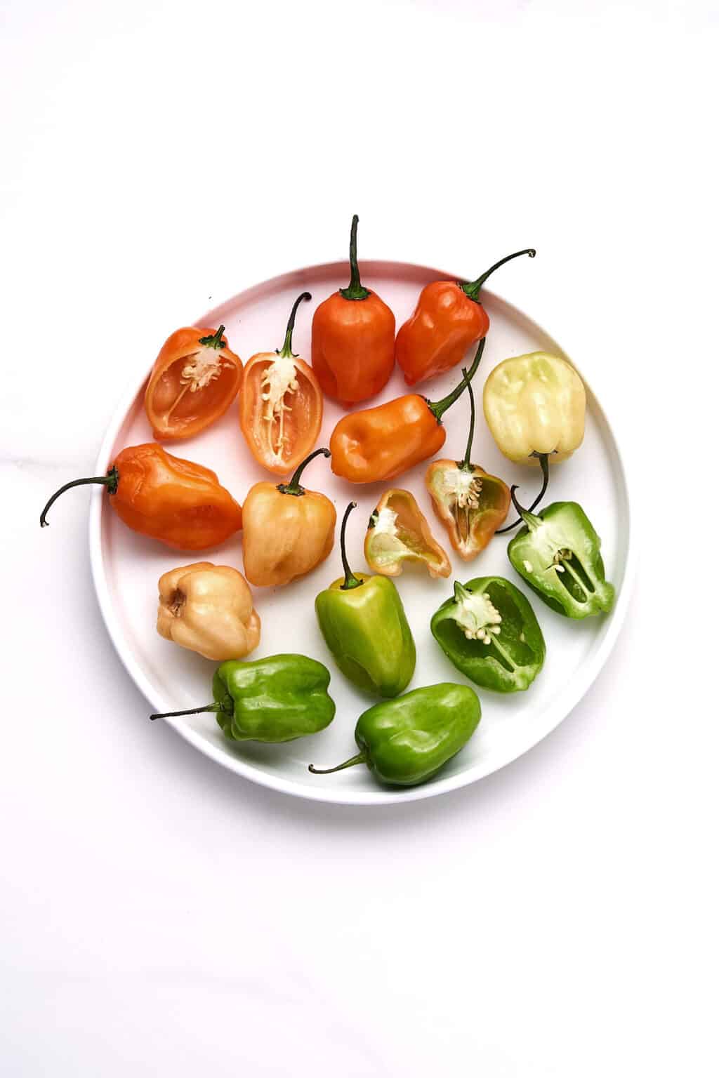 Habanero Pepper Guide (Heat, Flavor, Uses)