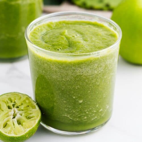 Jugo verde in a glass.