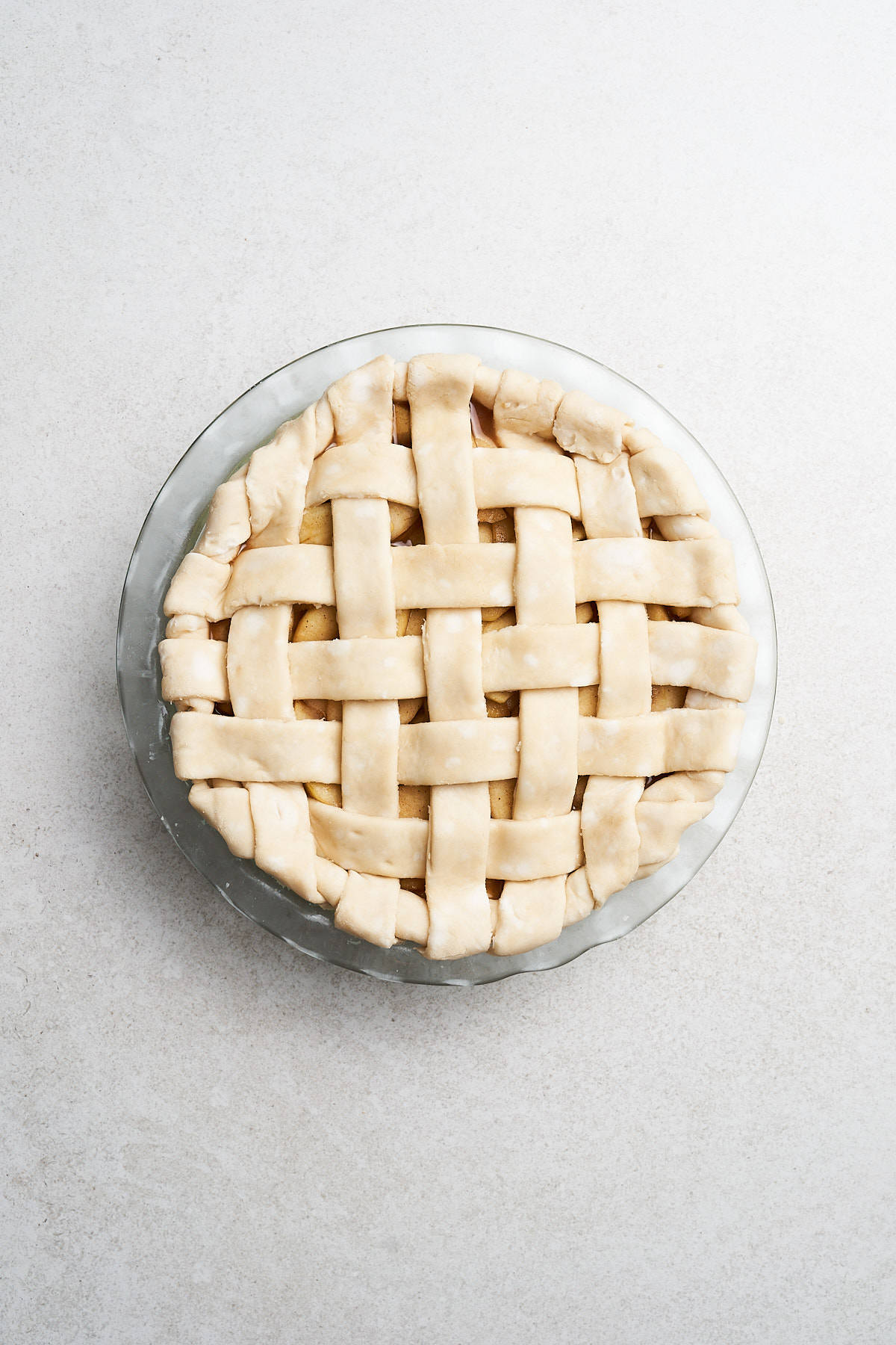 Unbaked vegan apple pie.