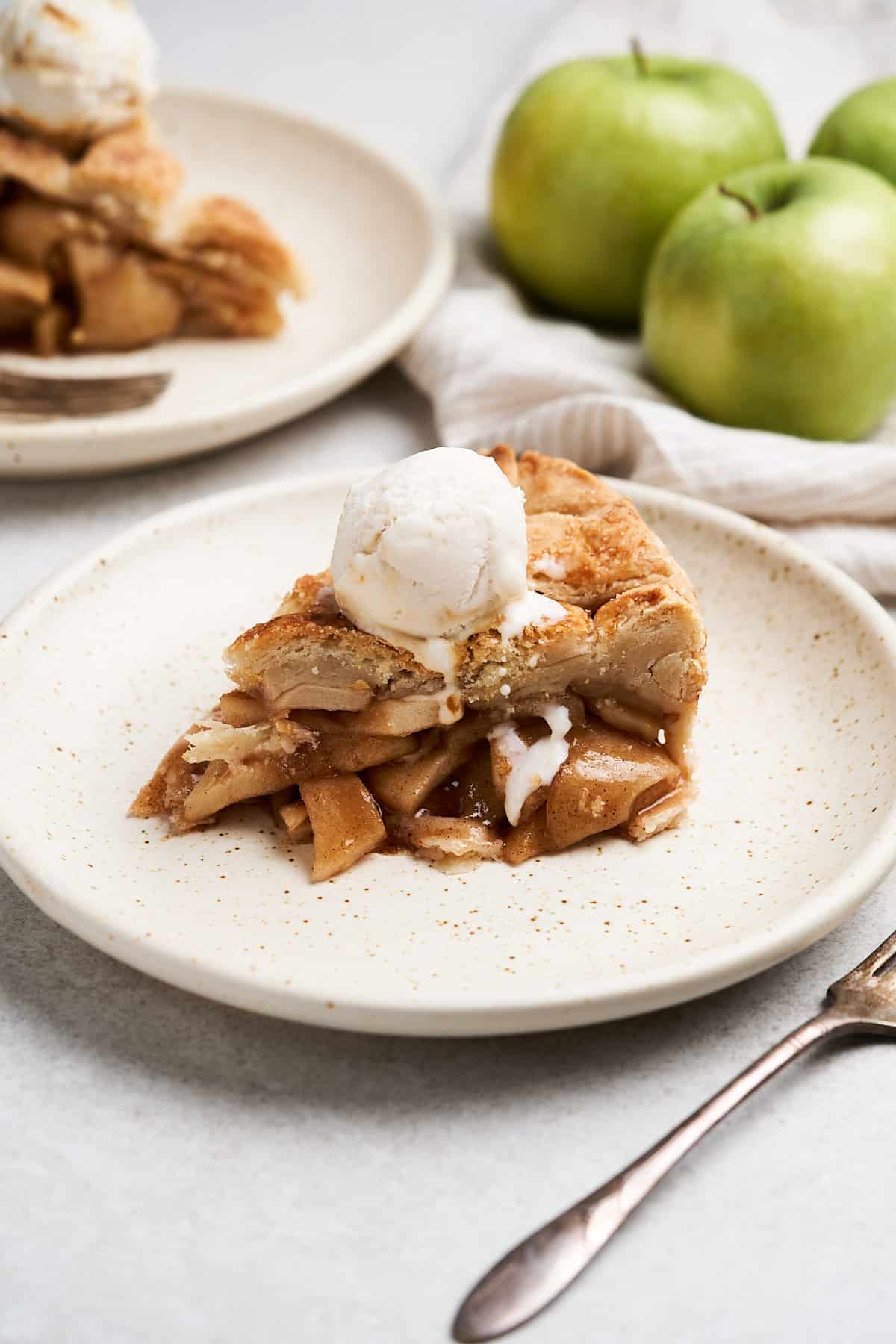 The Best Vegan Apple Pie (Ever)