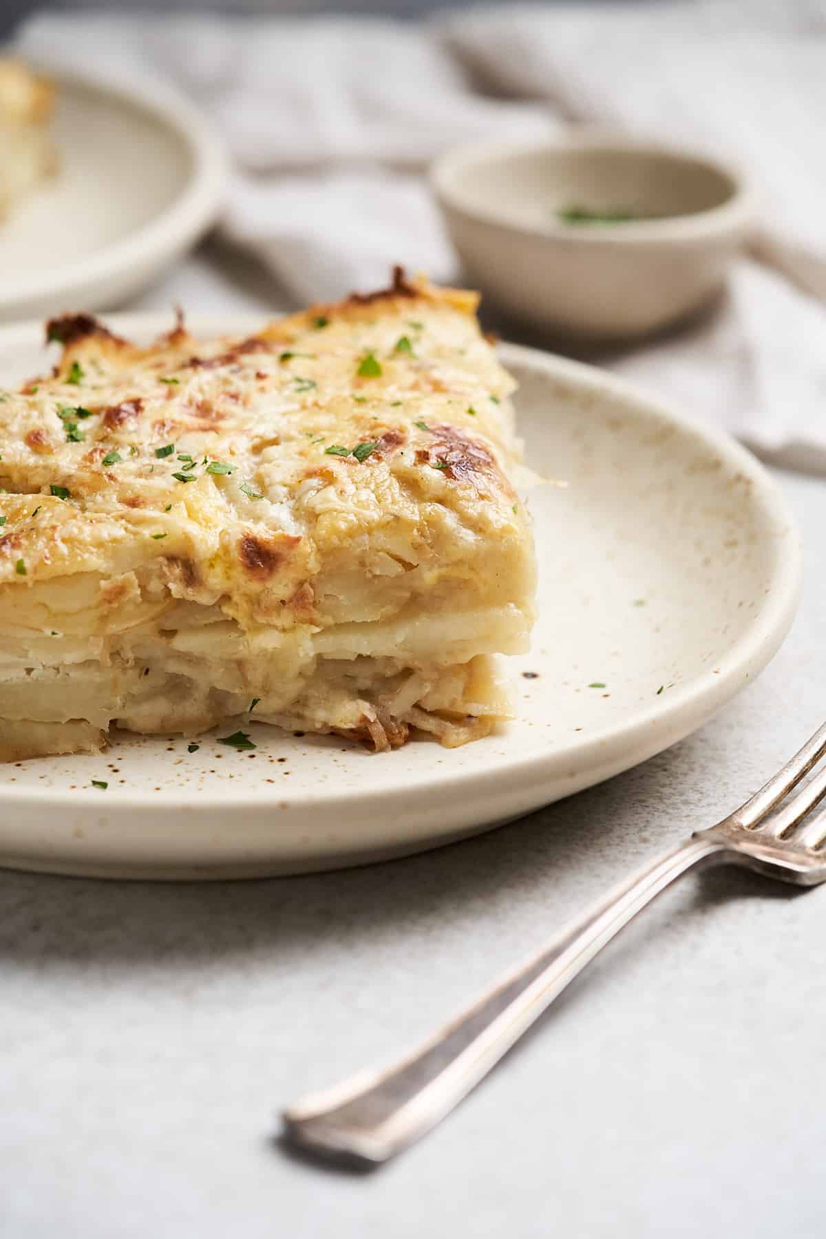 Vegan scalloped potato layers.
